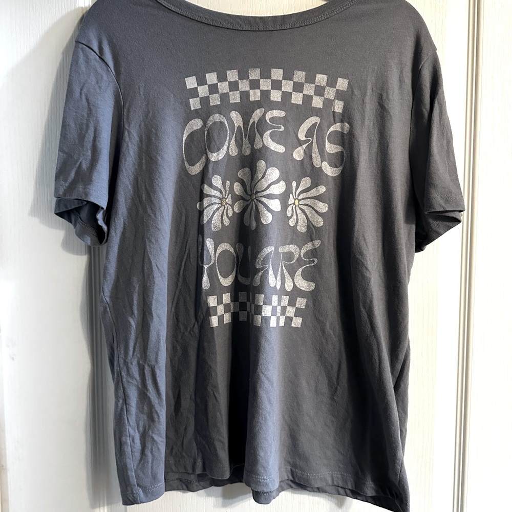 Old Navy Come As You Are T-Shirt